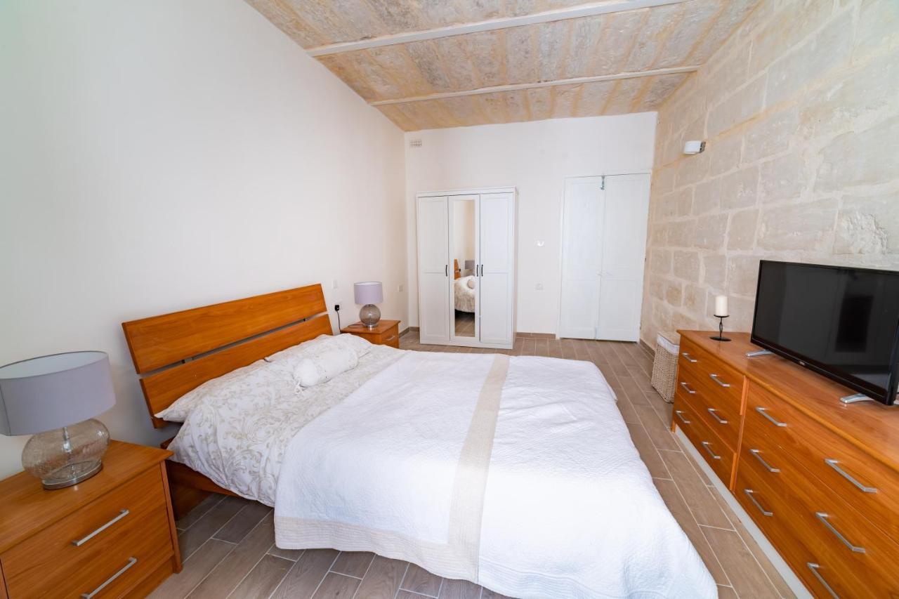 Central Valletta Townhouse-Hosted By Sweetstay Eksteriør billede