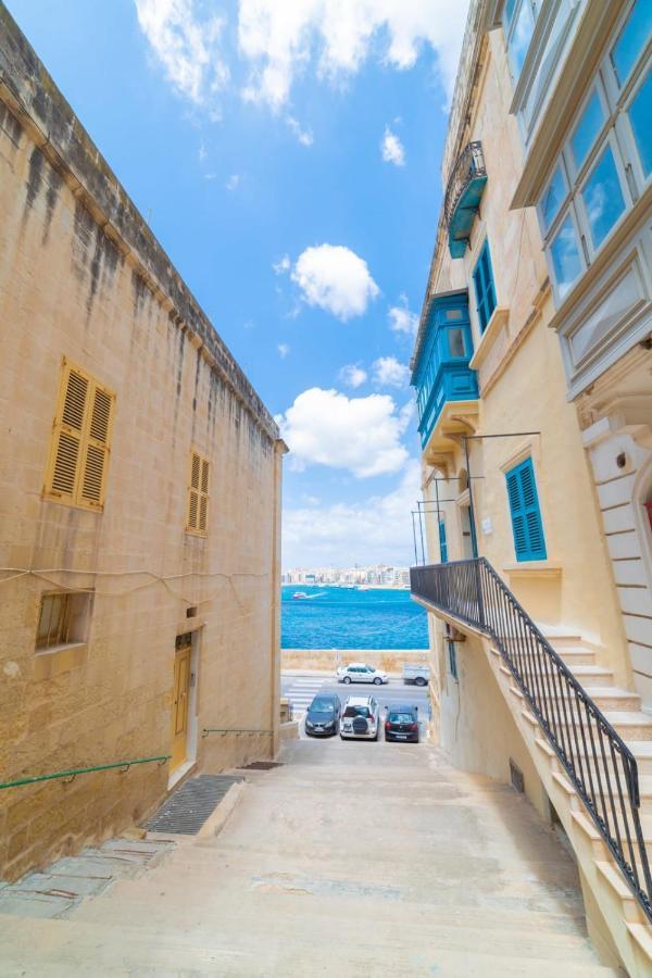 Central Valletta Townhouse-Hosted By Sweetstay Eksteriør billede